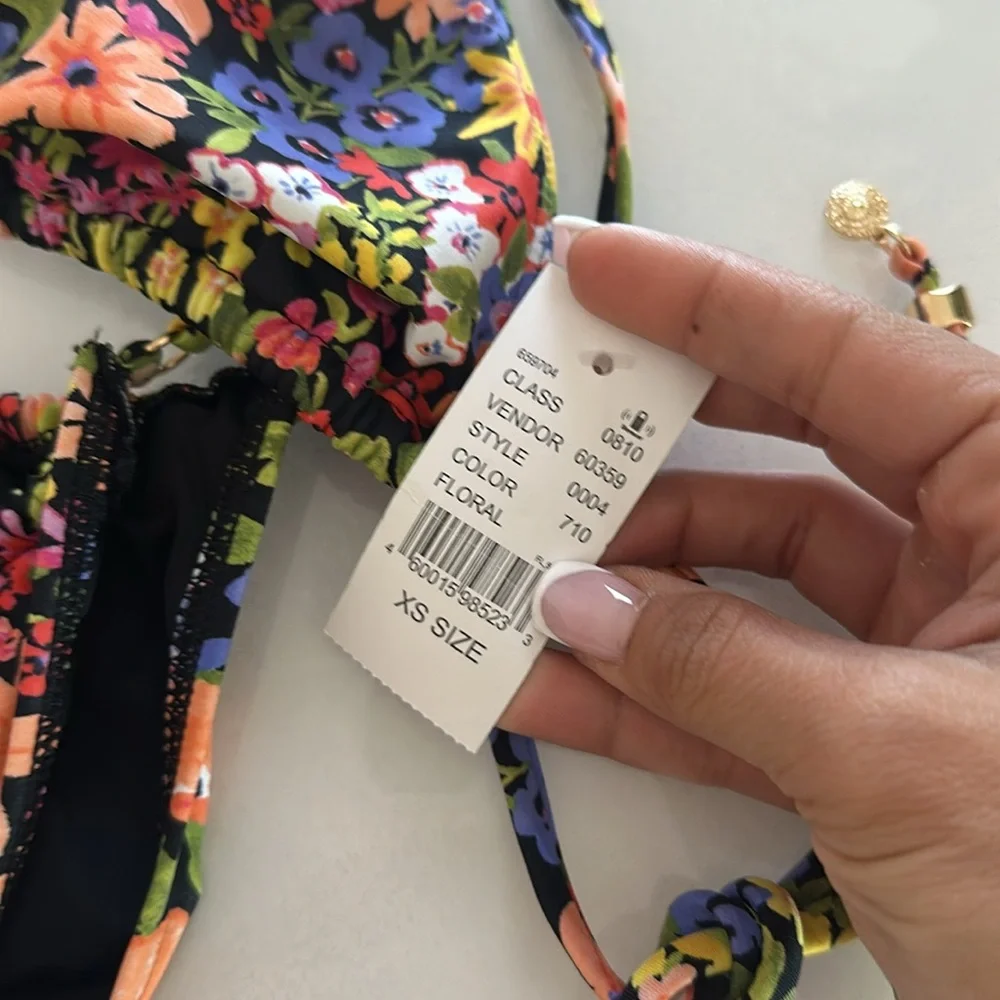 💛NWT LA Hearts Swim